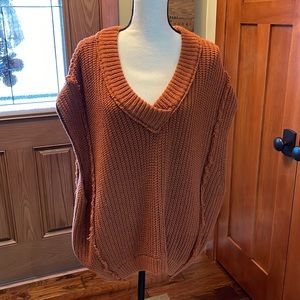 Free People Vest. XS sweater oversized.
